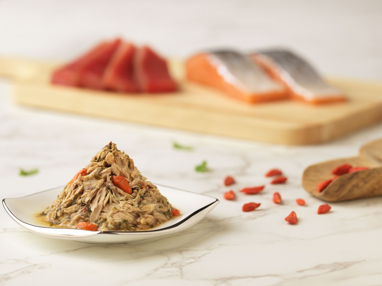Kakato 卡格 吞拿魚、三文魚和杞子 貓用主食罐 70g (綠色) (767)